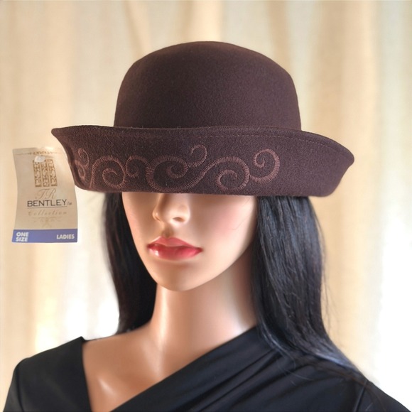 TR Bentley Collection Accessories - NWT TR Bentley Brown 100% Wool Embroidered Cloche Hat One Size Deadstock Retro